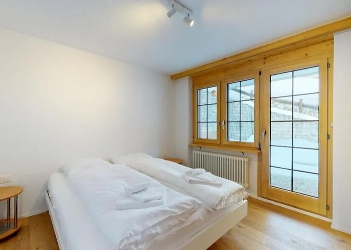 Haus Marietta - *